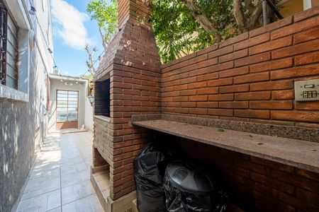 Casa à venda com 200m², 3 quartos e 2 vagasQuintal