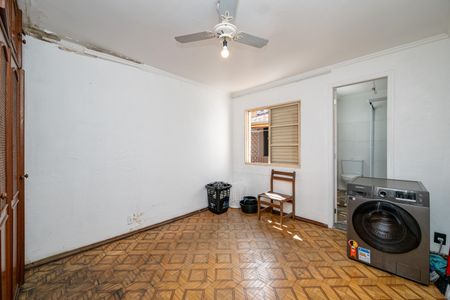 Casa à venda com 200m², 3 quartos e 2 vagasSuíte 2