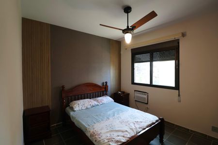 Apartamento para alugar com 138m², 3 quartos e 2 vagas Apartamento para alugar com 138m², 3 quartos e 2 vagasQuarto