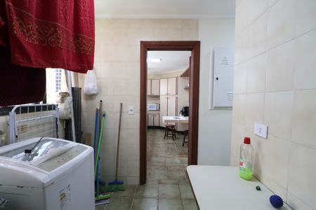 Apartamento para alugar com 138m², 3 quartos e 2 vagas Apartamento para alugar com 138m², 3 quartos e 2 vagasÁrea de Serviço