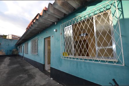 Casa para alugar com 80m², 2 quartos e sem vagaFachada