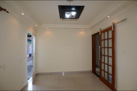 Casa para alugar com 80m², 2 quartos e sem vagaSala