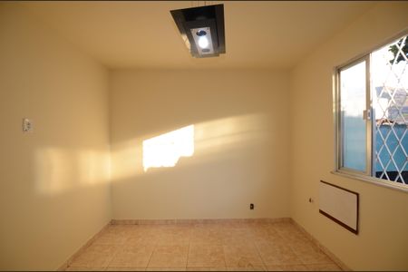 Casa para alugar com 80m², 2 quartos e sem vagaQuarto1