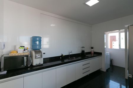 Apartamento à venda com 130m², 4 quartos e 3 vagasCozinha