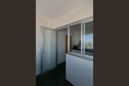 Apartamento à venda com 130m², 4 quartos e 3 vagasVaranda