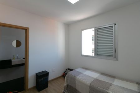 Apartamento à venda com 130m², 4 quartos e 3 vagasDeme Suite 2