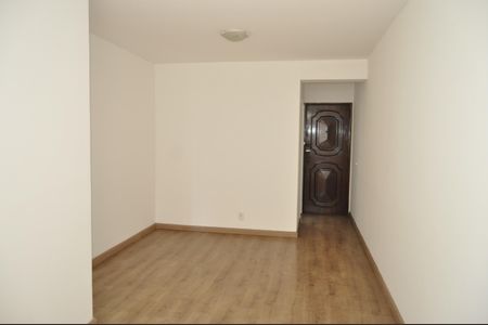 Apartamento à venda com 58m², 2 quartos e 1 vagaSala