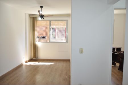 Apartamento à venda com 58m², 2 quartos e 1 vagaSala