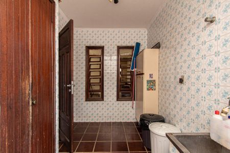 Casa para alugar com 150m², 4 quartos e 6 vagas Casa para alugar com 150m², 4 quartos e 6 vagasÁrea de Serviço