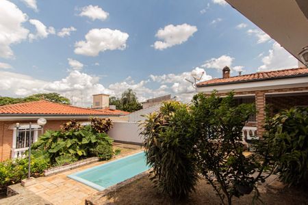 Casa para alugar com 150m², 4 quartos e 6 vagas Casa para alugar com 150m², 4 quartos e 6 vagasQuintal