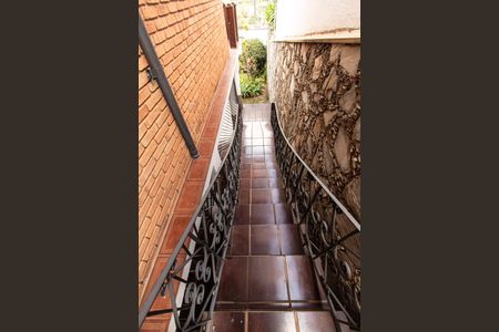 Casa para alugar com 150m², 4 quartos e 6 vagas Casa para alugar com 150m², 4 quartos e 6 vagasAcesso Casa