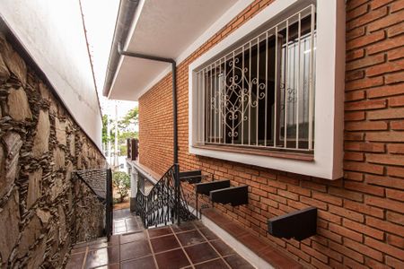 Casa para alugar com 150m², 4 quartos e 6 vagas Casa para alugar com 150m², 4 quartos e 6 vagasAcesso Casa