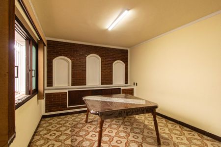 Casa para alugar com 150m², 4 quartos e 6 vagas Casa para alugar com 150m², 4 quartos e 6 vagasCopa