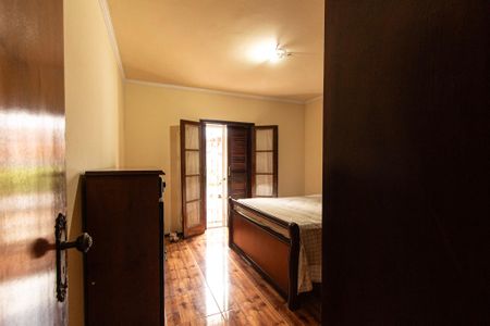 Casa para alugar com 150m², 4 quartos e 6 vagas Casa para alugar com 150m², 4 quartos e 6 vagasQuarto 2