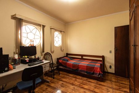 Casa para alugar com 150m², 4 quartos e 6 vagas Casa para alugar com 150m², 4 quartos e 6 vagasQuarto 1