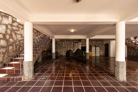 Casa para alugar com 150m², 4 quartos e 6 vagas Casa para alugar com 150m², 4 quartos e 6 vagasGaragem