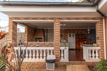 Casa para alugar com 150m², 4 quartos e 6 vagas Casa para alugar com 150m², 4 quartos e 6 vagasÁrea gourmet