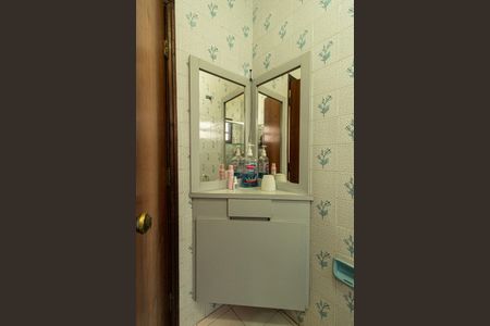 Casa para alugar com 150m², 4 quartos e 6 vagas Casa para alugar com 150m², 4 quartos e 6 vagasBanheiro Social