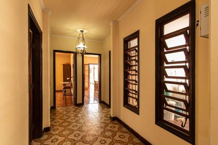 Casa para alugar com 150m², 4 quartos e 6 vagas Casa para alugar com 150m², 4 quartos e 6 vagasAcesso Quartos