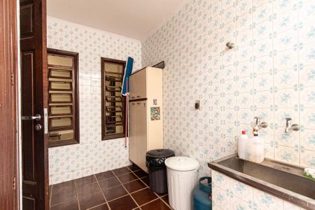 Casa para alugar com 150m², 4 quartos e 6 vagas Casa para alugar com 150m², 4 quartos e 6 vagasÁrea de Serviço