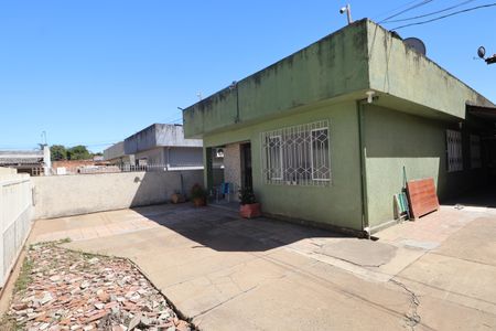 Casa de condomínio à venda com 95m², 3 quartos e 2 vagasÁrea externa