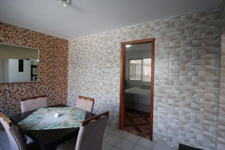 Casa de condomínio à venda com 95m², 3 quartos e 2 vagasSala de Jantar