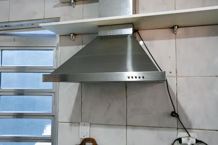 Casa à venda com 300m², 4 quartos e 7 vagas Casa à venda com 300m², 4 quartos e 7 vagasCozinha