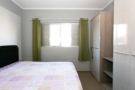 Casa à venda com 300m², 4 quartos e 7 vagas Casa à venda com 300m², 4 quartos e 7 vagasQuarto 3