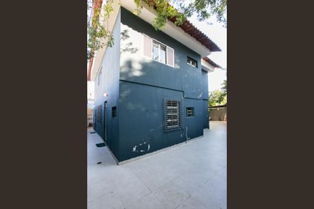 Casa à venda com 300m², 4 quartos e 7 vagas Casa à venda com 300m², 4 quartos e 7 vagasQuintal