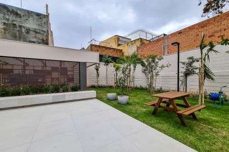 Apartamento para alugar com 37m², 2 quartos e sem vagaÁrea comum