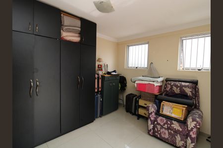 Casa à venda com 300m², 2 quartos e 3 vagasCloset da Suíte