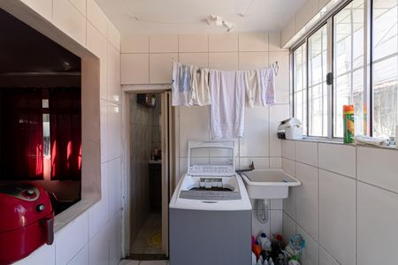 Casa à venda com 88m², 2 quartos e sem vagaCozinha e Área de Serviço