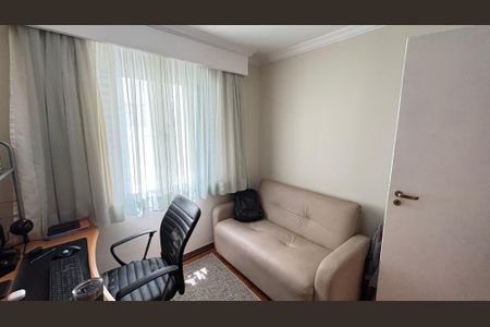 Casa à venda com 200m², 3 quartos e 3 vagasQuarto 2