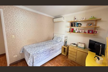 Casa à venda com 200m², 3 quartos e 3 vagasQuarto 1