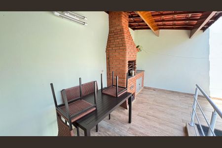 Casa à venda com 200m², 3 quartos e 3 vagasChurrasqueira