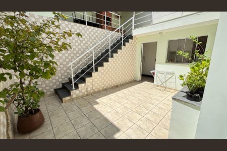 Casa à venda com 200m², 3 quartos e 3 vagasQuintal