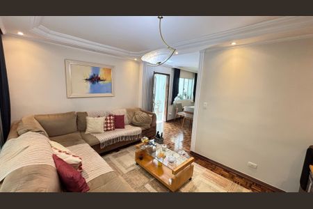 Casa à venda com 200m², 3 quartos e 3 vagasSala