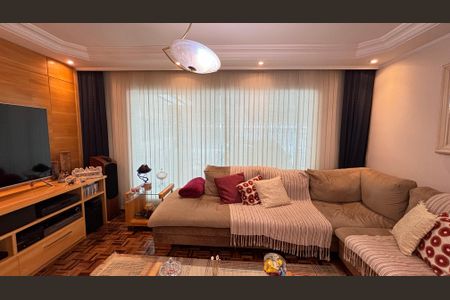 Casa à venda com 200m², 3 quartos e 3 vagasSala