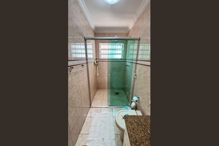 Casa à venda com 200m², 3 quartos e 3 vagasBanheiro