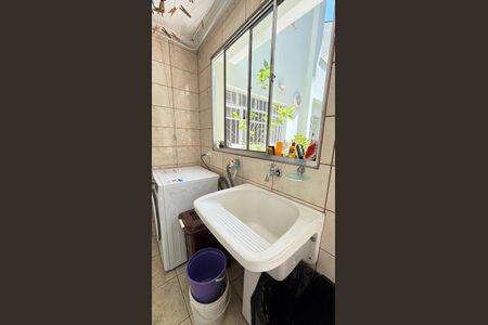 Casa à venda com 200m², 3 quartos e 3 vagasÁrea de Serviço