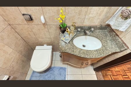 Casa à venda com 200m², 3 quartos e 3 vagasLavabo