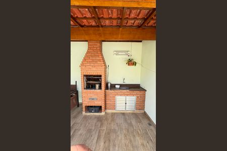 Casa à venda com 200m², 3 quartos e 3 vagasChurrasqueira