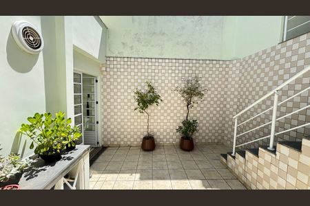 Casa à venda com 200m², 3 quartos e 3 vagasQuintal