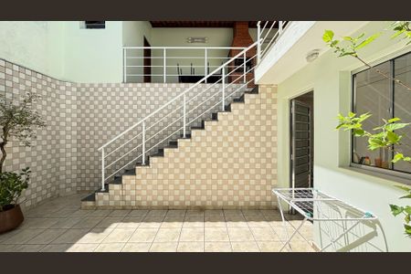 Casa à venda com 200m², 3 quartos e 3 vagasQuintal