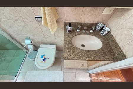 Casa à venda com 200m², 3 quartos e 3 vagasBanheiro