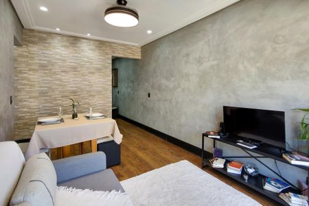 Apartamento para alugar com 65m², 2 quartos e 1 vagaSala