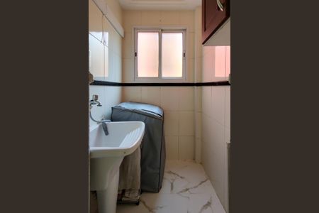 Apartamento para alugar com 65m², 2 quartos e 1 vagaÁrea de Serviço