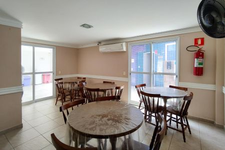 Apartamento para alugar com 65m², 2 quartos e 1 vagaÁrea comum
