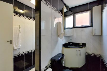 Apartamento para alugar com 65m², 2 quartos e 1 vagaBanheiro - Quarto 1