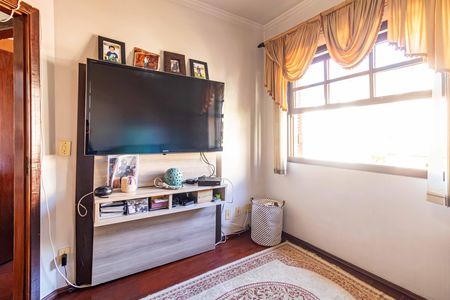 Casa à venda com 250m², 4 quartos e 3 vagas Casa à venda com 250m², 4 quartos e 3 vagasQuarto 02